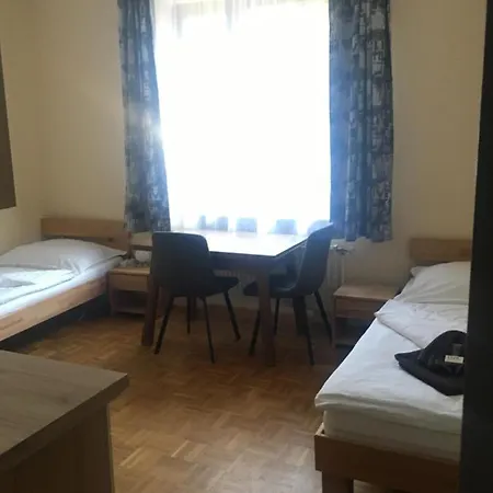 فندق مبيت وإفطار Lindenhof Ybbs