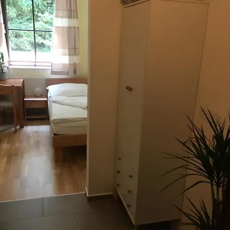 فندق مبيت وإفطار Lindenhof Ybbs 3*