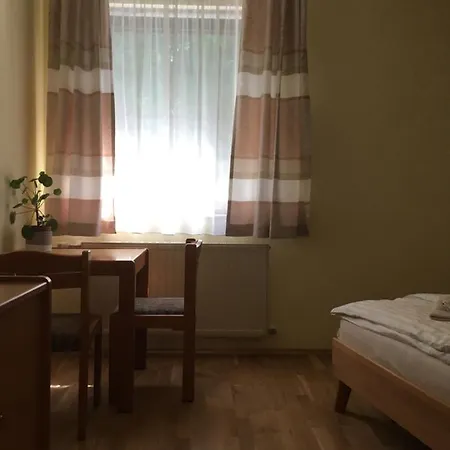 Lindenhof Ybbs فندق مبيت وإفطار