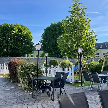 فندق مبيت وإفطار Lindenhof Ybbs