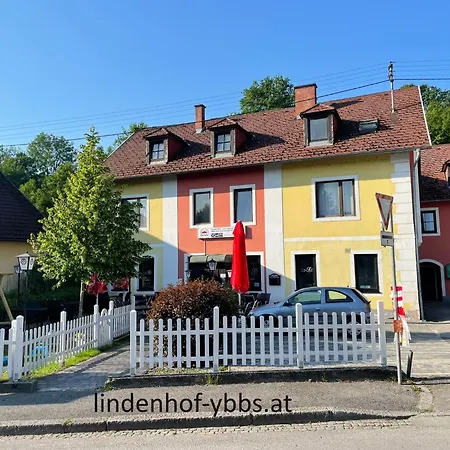 Lindenhof Ybbs فندق مبيت وإفطار يبز أن دير دوناو