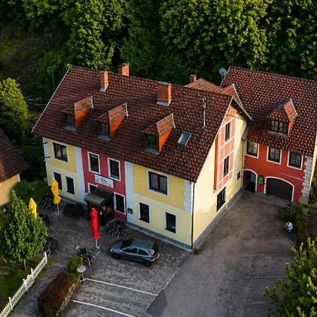 Lindenhof Ybbs فندق مبيت وإفطار
