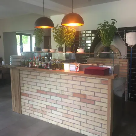 Lindenhof Ybbs فندق مبيت وإفطار يبز أن دير دوناو